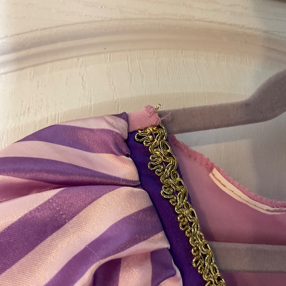 Disney Rapunzel Costume Dress, Girls size 4-6x - Picture 6 of 6